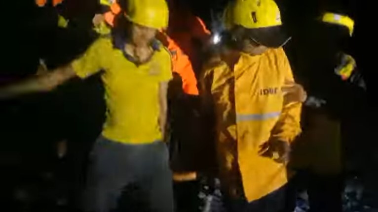 केदारनाथ पैदल मार्ग पर भूस्खलन, एक तीर्थयात्री की मौत, तीन घायल