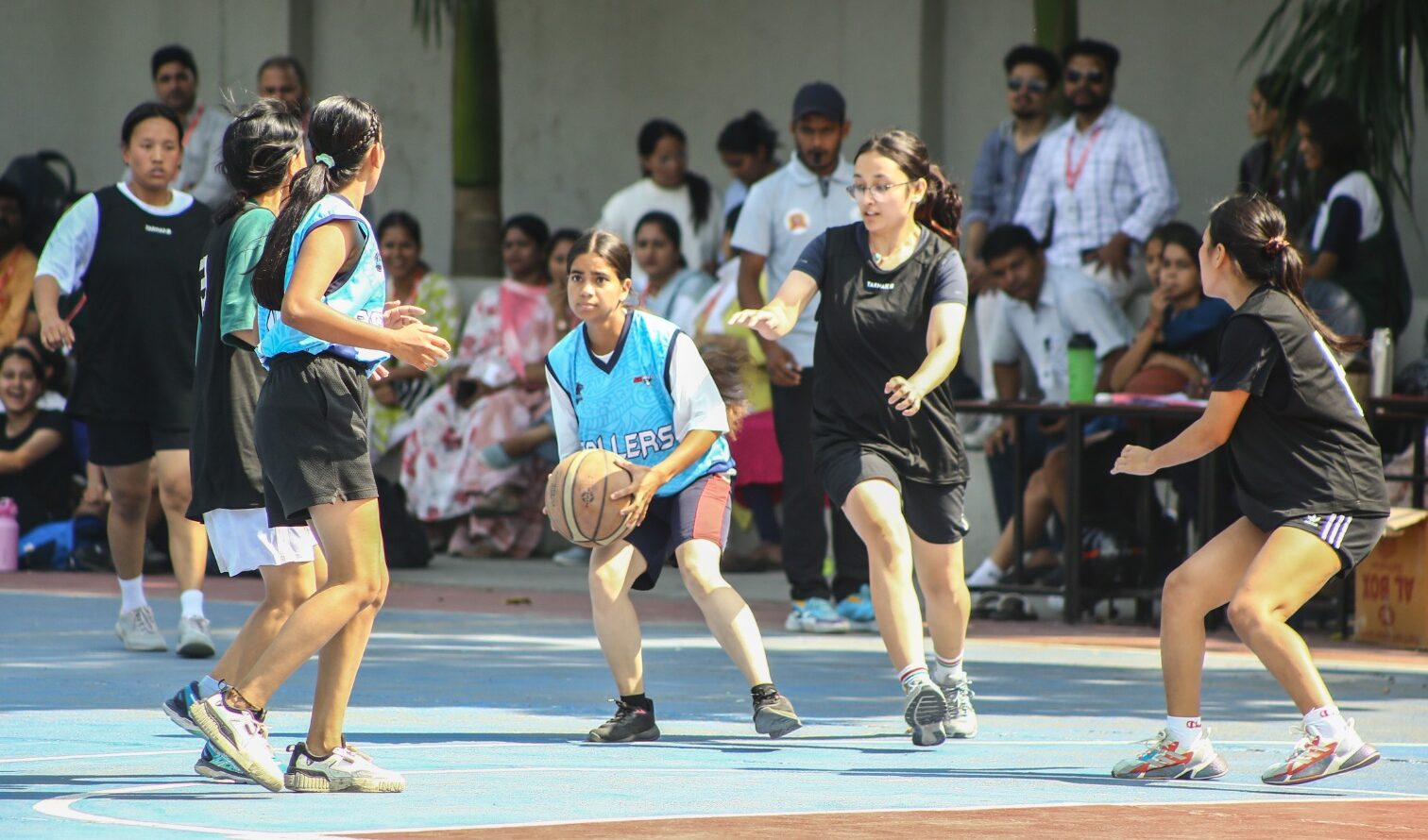 SGRRU खेलोत्सव: योगिक साइंस की क्रिकेट में खिताबी जीत