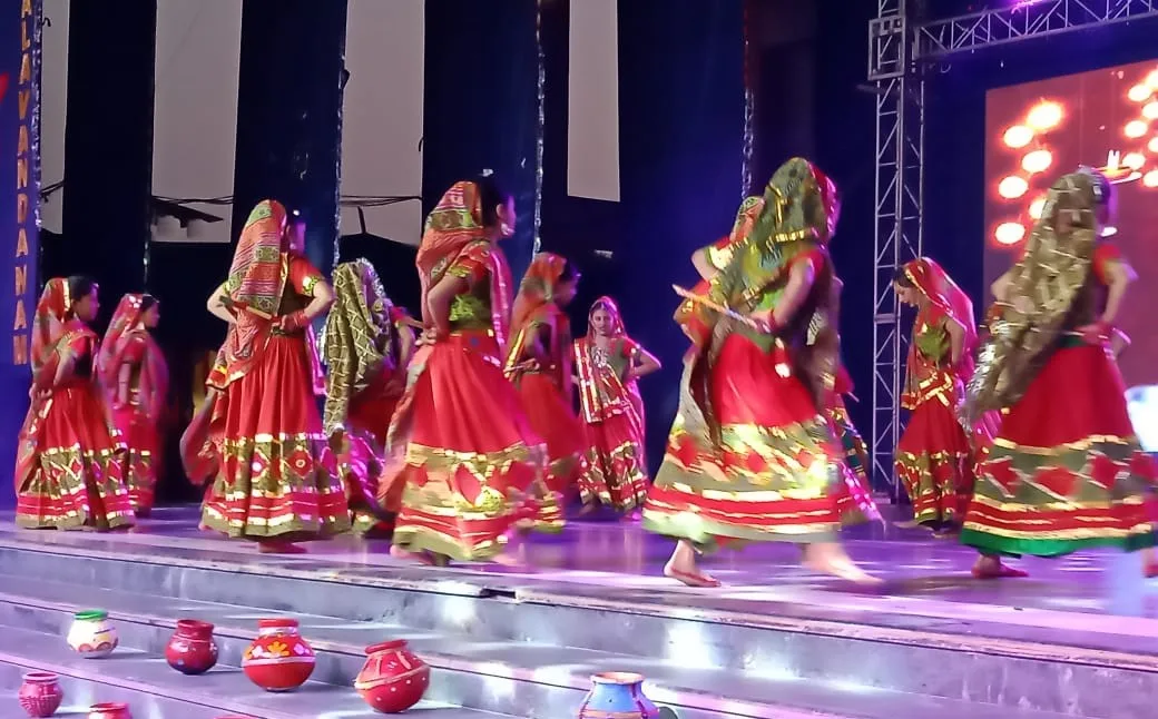 रंगारंग कार्यक्रमों के बीच मनाया गया 71वां वार्षिक उत्सव कला वन्दनम