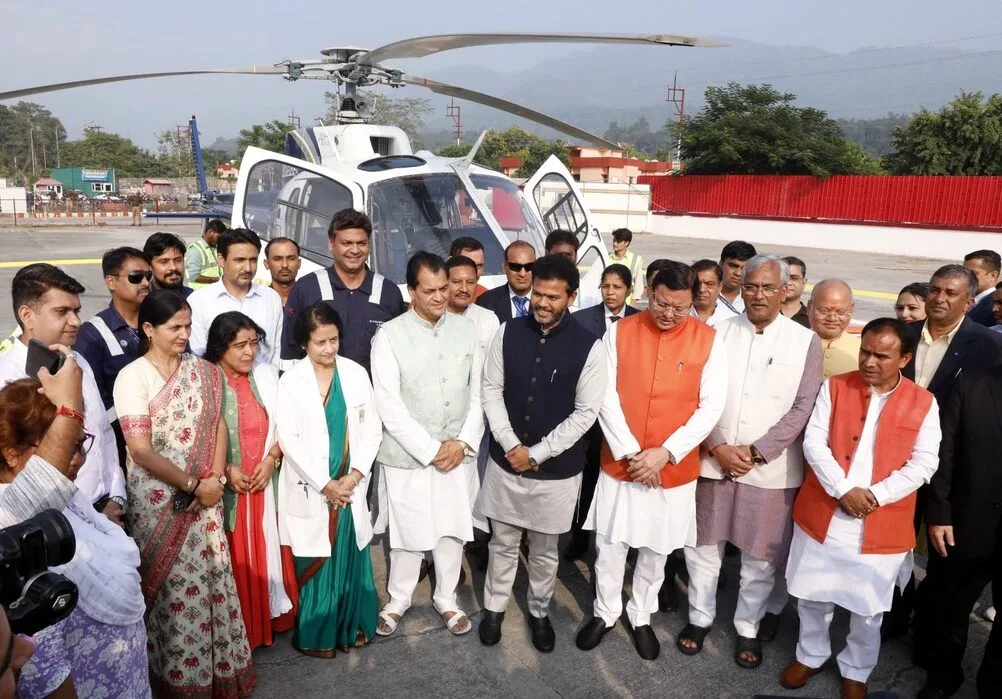 देश की पहली हेली एंबुलेंस सेवा एम्स ऋषिकेश में शुरू