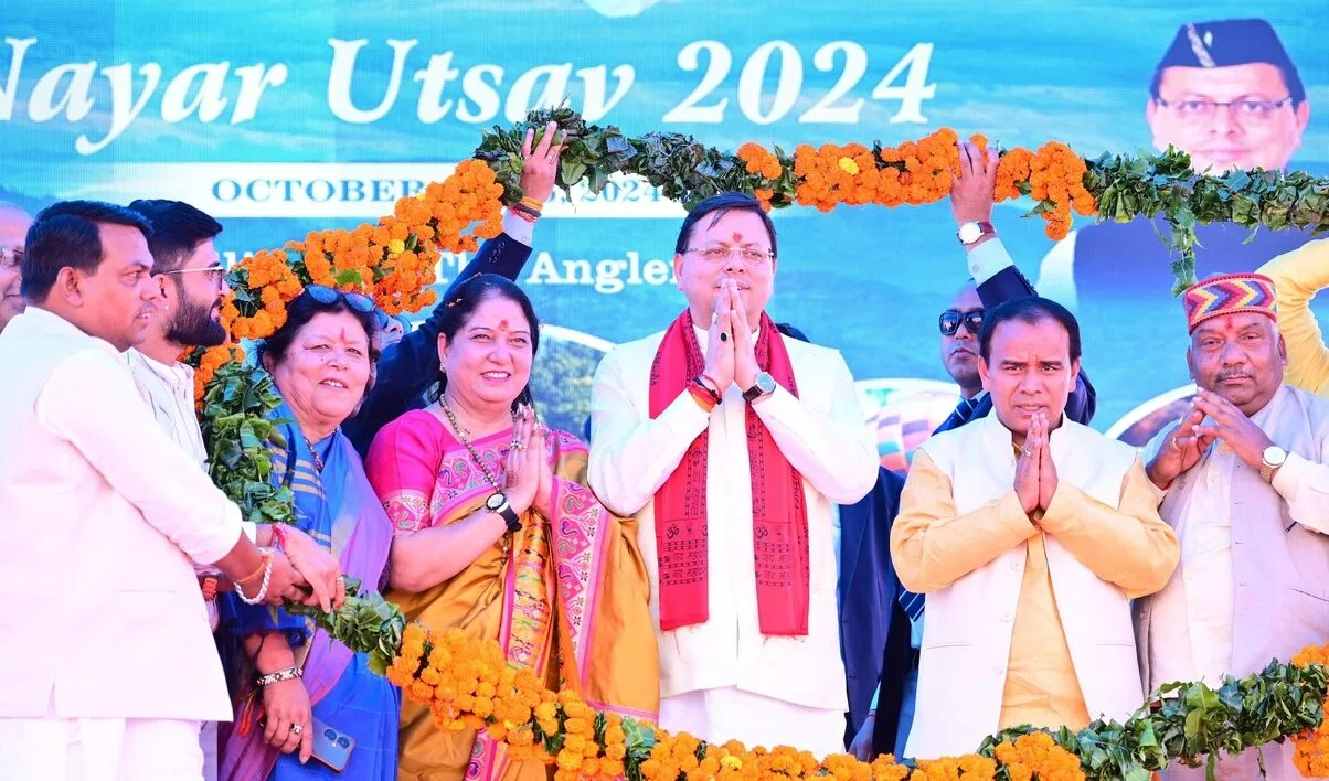 मुख्यमंत्री धामी ने यमकेश्वर की ग्राम पंचायत किनसुर बागी में नयार उत्सव-2024 का किया शुभारंभ