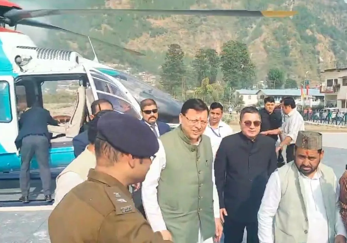 नवनिर्मित जोशियाड़ा हेलीपैड पर उतरा मुख्यमंत्री का हेलीकॉप्टर 