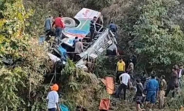 मार्चूला बस हादसाः एम्स ऋषिकेश में भर्ती आठ घायलों में से तीन की स्थिति अभी भी नाजुक