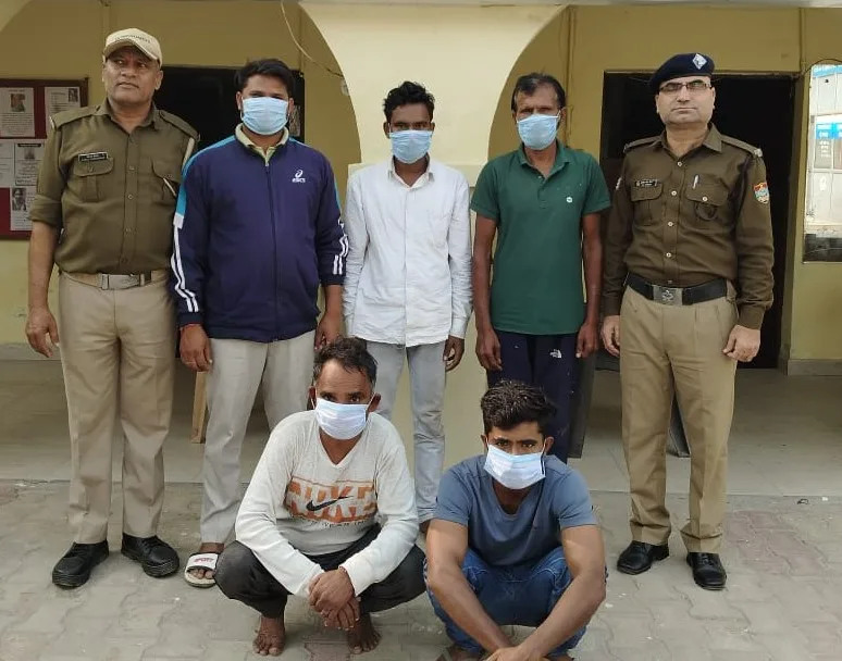 हरिद्वार पुलिस के जाल में फंसे 5 नटवरलाल