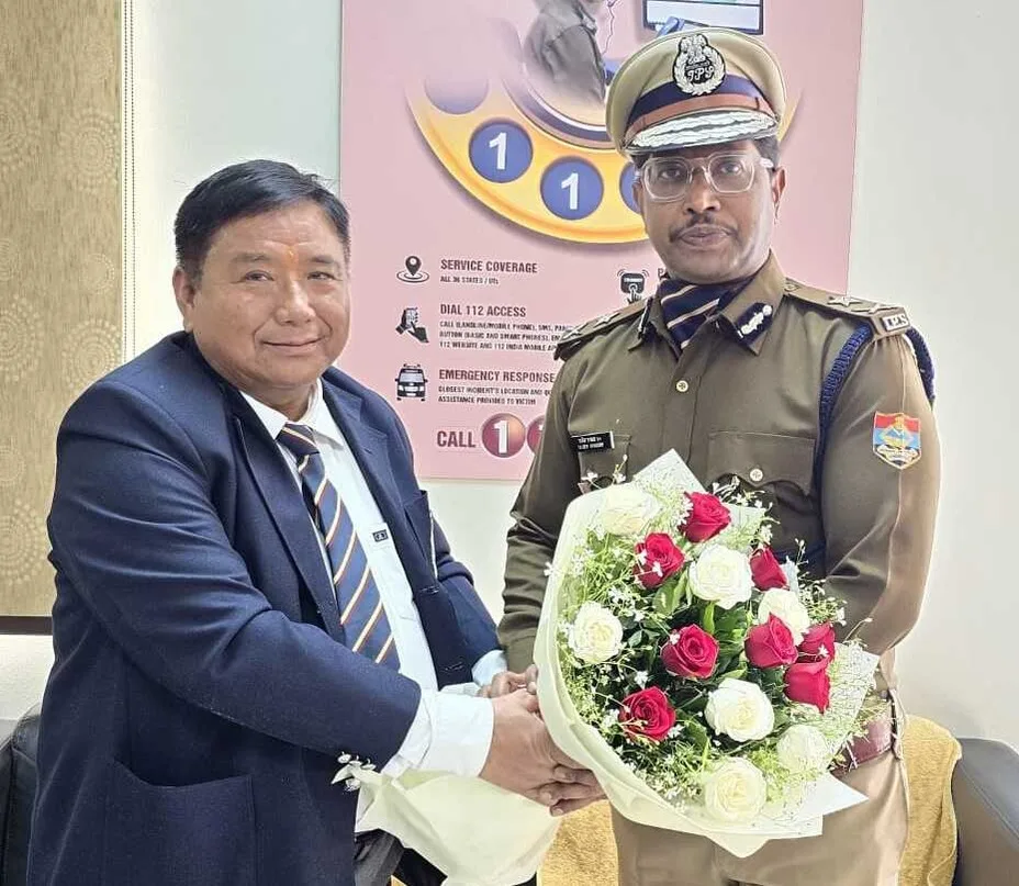 आईजी गढ़वाल रेंज राजीव स्वरुप से संभाला कार्यभार