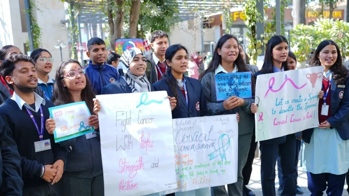 श्री महंत इन्दिरेश अस्पताल में सर्वाइकल कैंसर पर चला जागरूकता अभियान