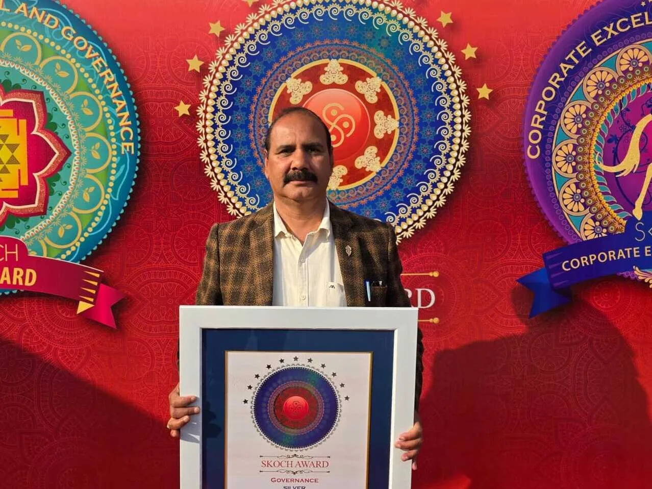 केदारनाथ यात्रा को स्वच्छ, सुरक्षित और पर्यावरण अनुकूल बनाने के लिए रुद्रप्रयाग जिला प्रशासन को स्कॉच अवार्ड