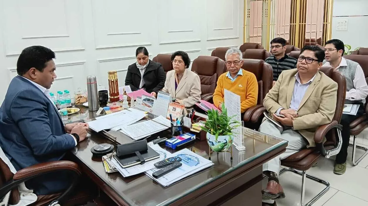 चारधाम यात्रा की तैयारियों में जुटी धामी सरकार, जल्द जारी होगी स्वास्थ्य एडवाइजरी