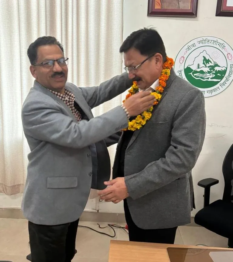 गढ़वाल विश्वविद्यालय के नवनियुक्त DSW  प्रो. गुसांई ने संभाला कार्यभार 