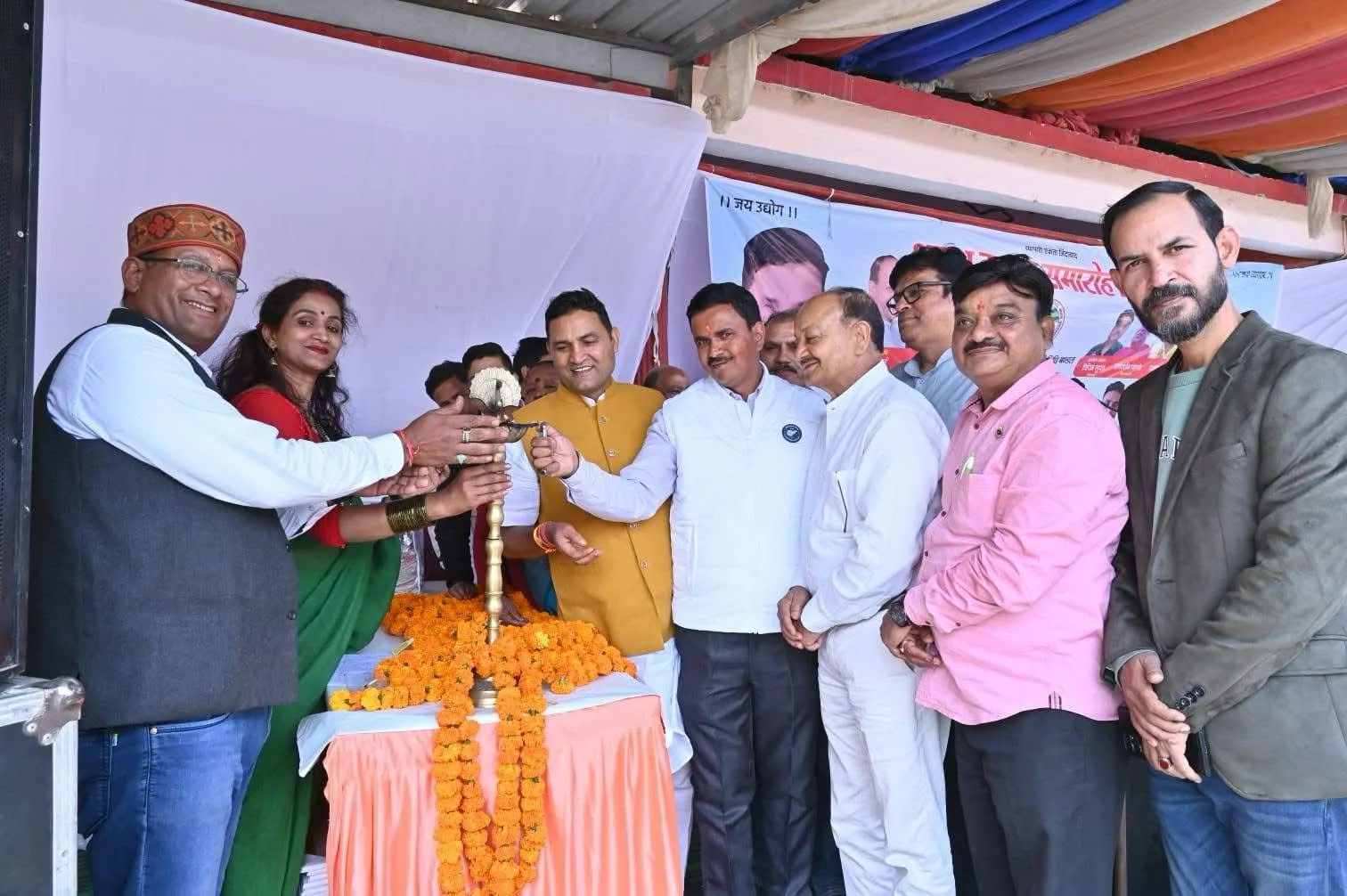 भीमताल व्यापार मंडल के नवनिर्वाचित पदाधिकारियों का शपथ ग्रहण समारोह सम्पन्न