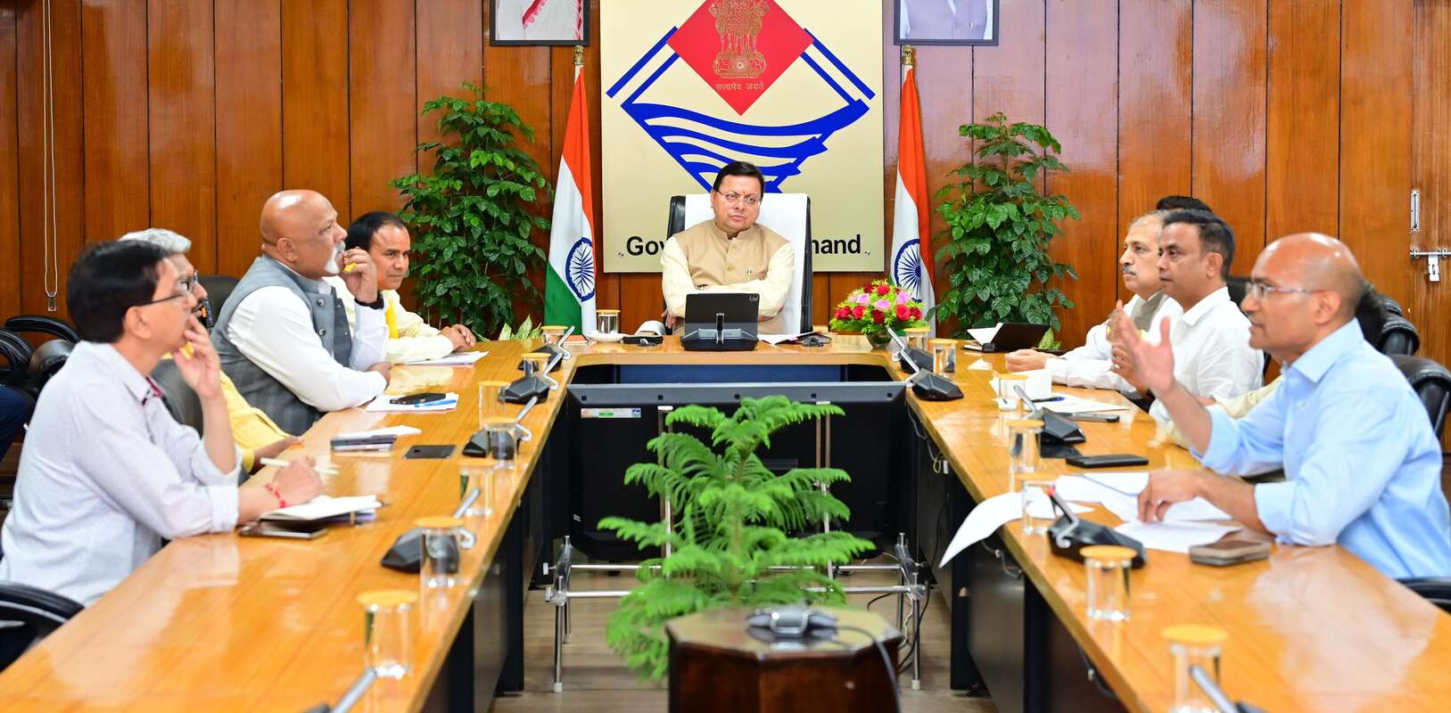 मुख्यमंत्री ने उच्च शिक्षा विभाग की समीक्षा बैठक में अफसरों को दिए कई अहम निर्देश