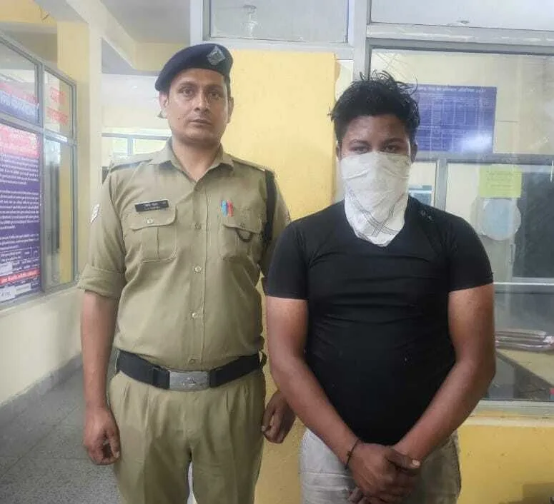 सोशल मीडिया पर धार्मिक भावनाओं को आहत करने वाला युवक गिरफ्तार