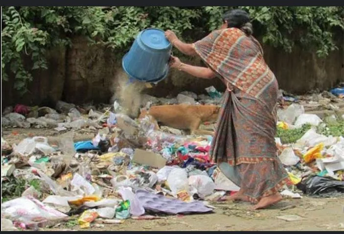 खुले में कूड़ा फेंकने वालों का कटेगा चालान