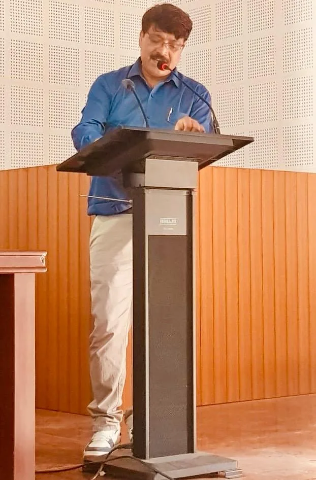 जिला शिक्षा अधिकारी को सौंपा गया 10 सूत्रीय मांगपत्र