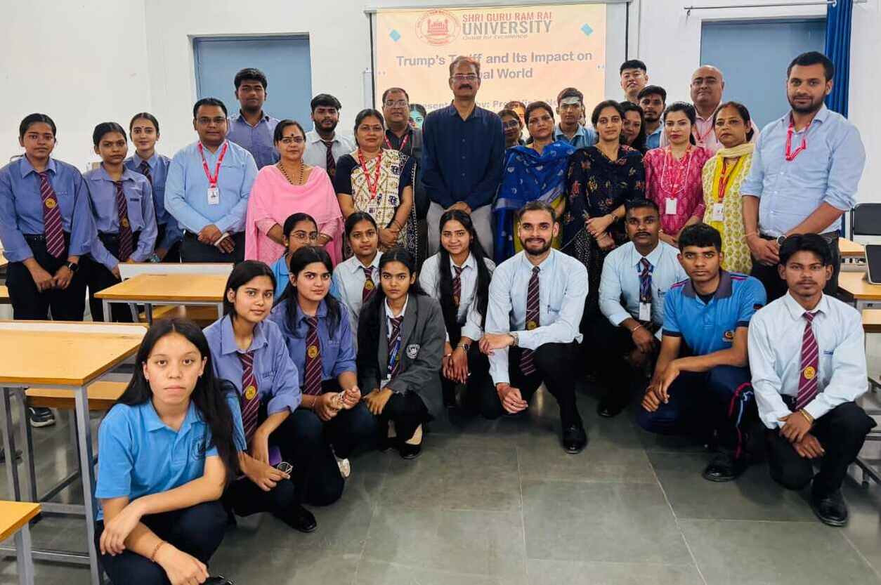 टैरिफ वार का प्रभाव पूरी दुनिया पर पड़ने के आसार: प्रो. विपिन