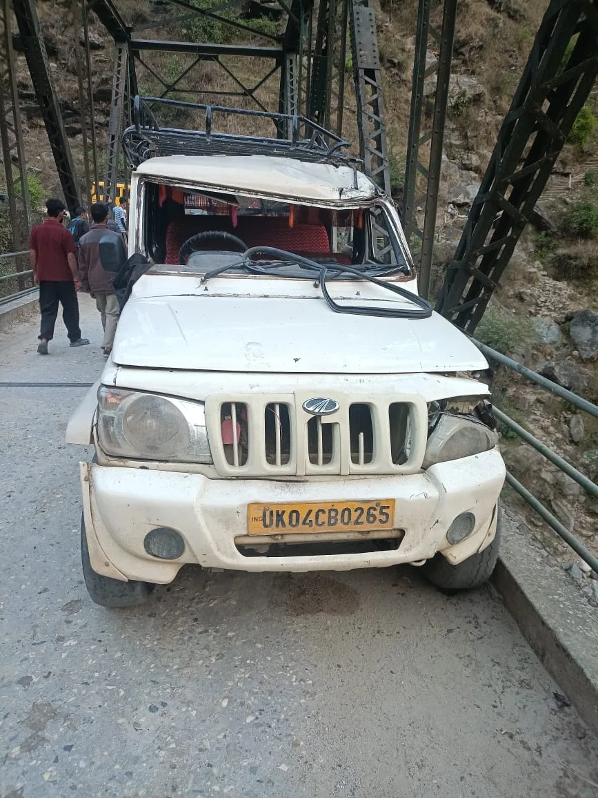 मोरी में सड़क हादसे में बच्चे समेत दो लोगों की मौत