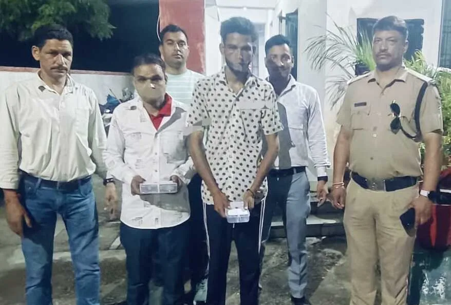 एसटीएफ ने पकड़ी 33 लाख रुपए की स्मैक, दो तस्कर गिरफ्तार