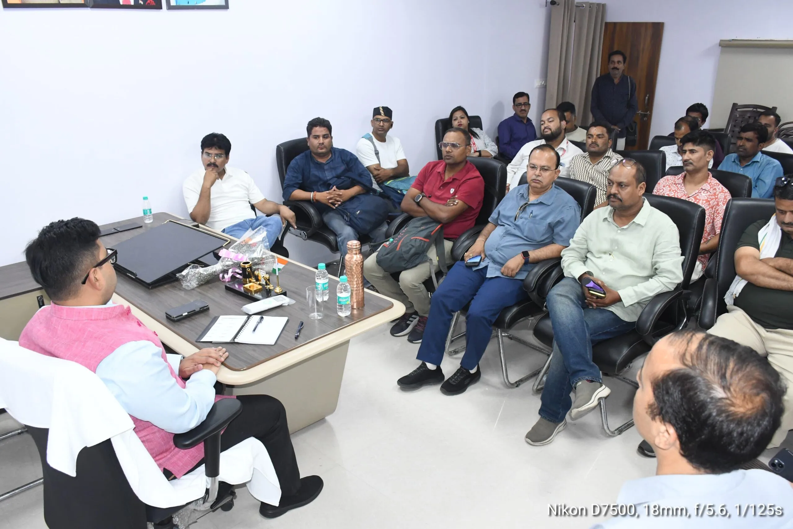 पत्रकारों के कल्याण के लिए गंभीरता से कार्य कर रही सरकार : संयुक्त निदेशक