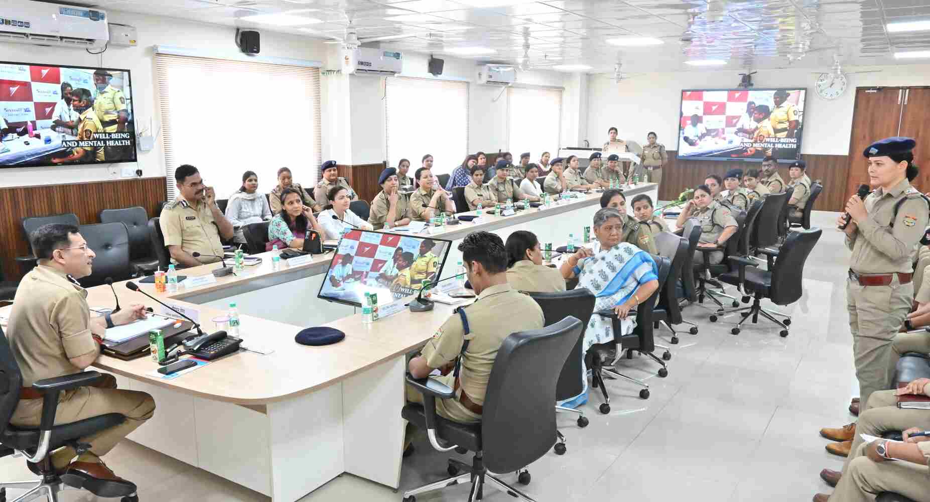 पेशवर दक्षता बढ़ाने के साथ ही महिला कार्मिकों को दी जाए महत्वपूर्ण जिम्मेदारी: दीपम सेठ