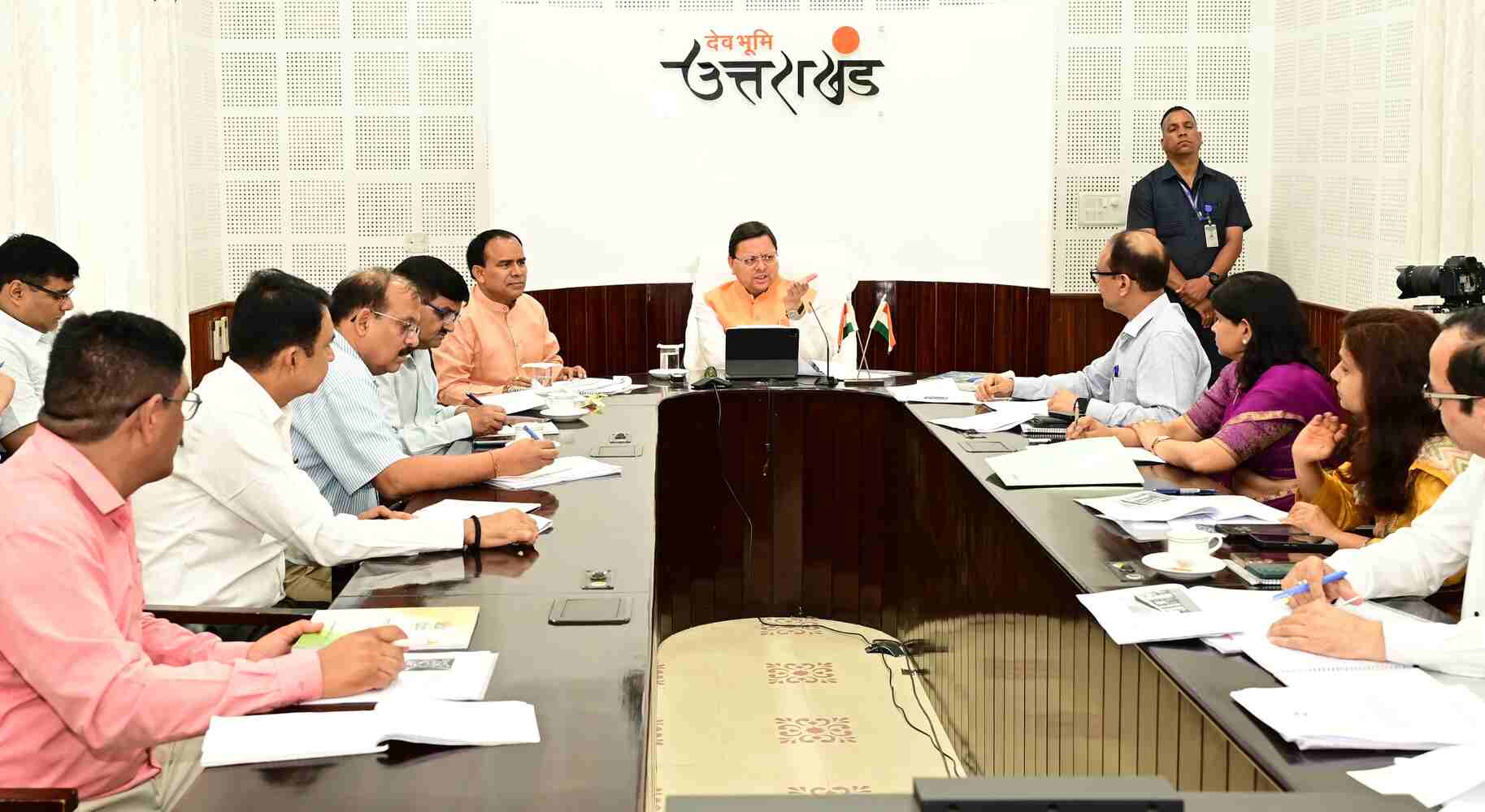 स्कूलों में बच्चों को पाठ्यचर्या में श्रीमद् भगवत गीता का अध्ययन भी कराया जाए: मुख्यमंत्री