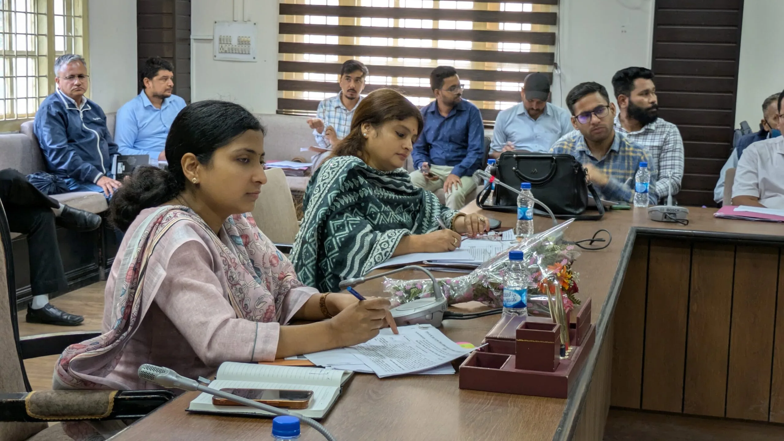 स्थानीय उद्योगों को मिलेगा बढ़ावा, भीमताल में जिला उद्योग मित्र की बैठक सम्पन्न