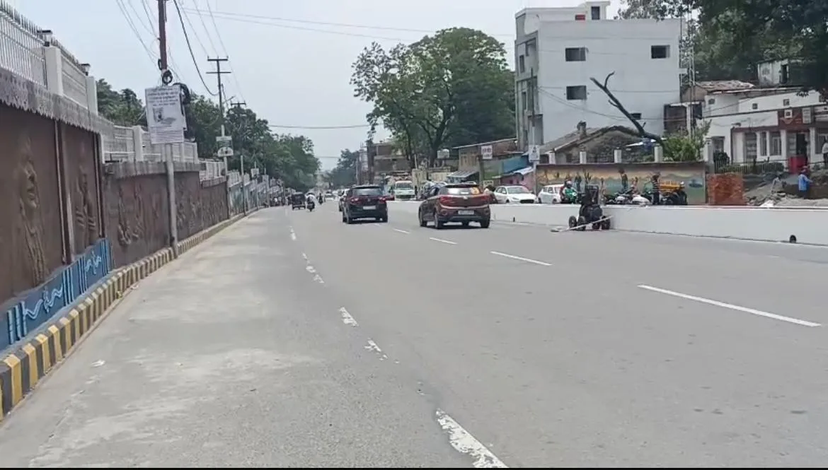 काठगोदाम में सड़क चौड़ीकरण से बदली यातायात की तस्वीर, उत्तराखंड सरकार की पहल लाई राहत