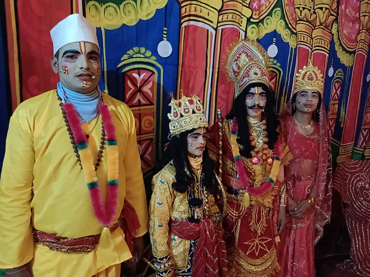 डेफ्टा में हो रहा सत्यवादी हरिश्चंद्र लीला का मंचन