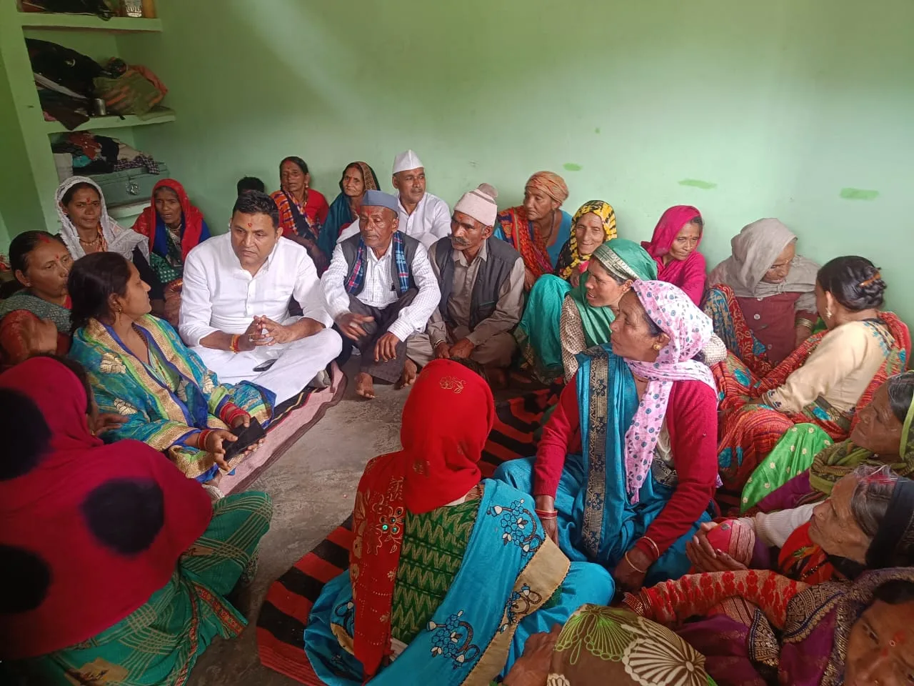 विधायक कैड़ा ने किया ओखलकांडा क्षेत्र का दौरा