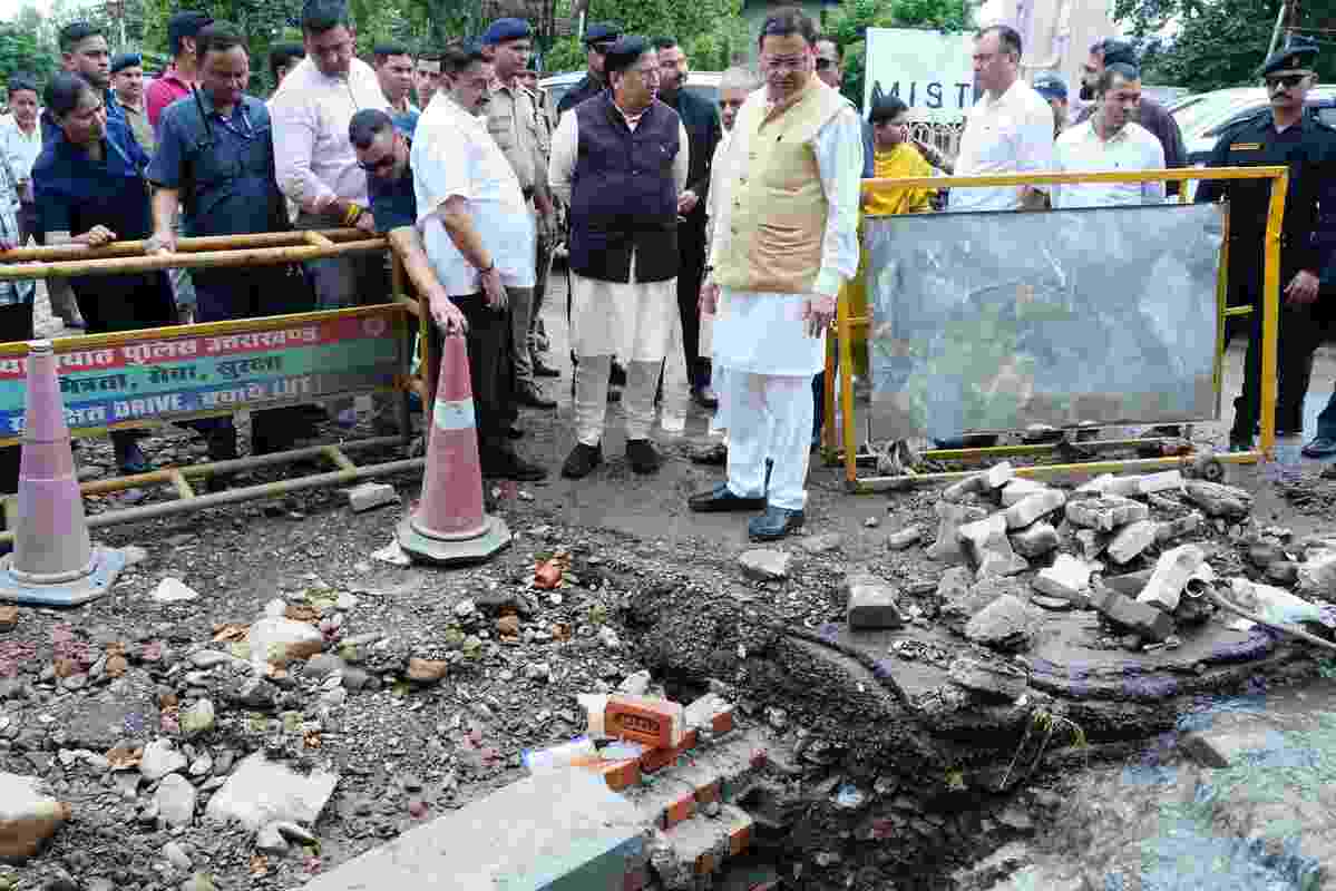मुख्यमंत्री ने रायपुर के अतिवृष्टि प्रभावित क्षेत्रों का किया निरीक्षण