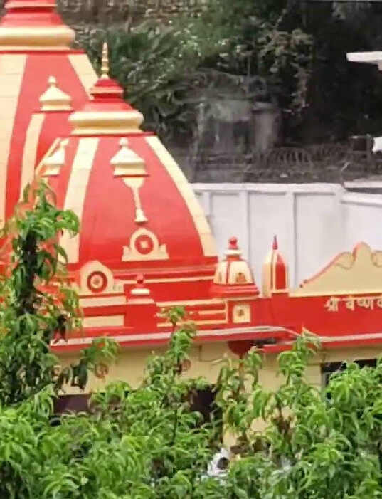 श्री कैंचीधाम मंदिर ट्रस्ट ने मुख्यमंत्री आपदा राहत कोष में दिए 2.5 करोड़