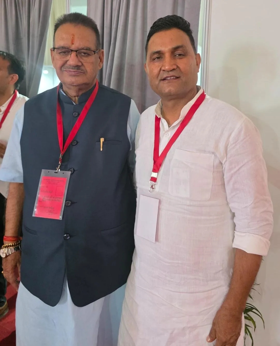 कृषि मंत्री से मिले विधायक कैड़ा, सेब किसानों को उचित मूल्य दिलाने की उठाई मांग