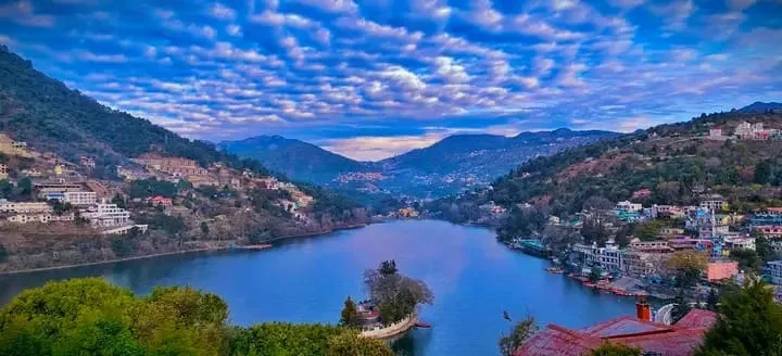 भीमताल झील की बदहाल स्थिति पर उठी चिंता, 27 वर्षों से सफाई का इंतजार