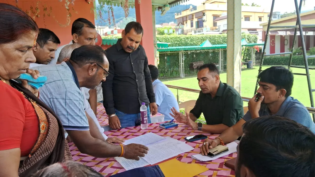 जन समस्याओं के निस्तारण हेतु वार्डवार जन सुविधा शिविर जारी