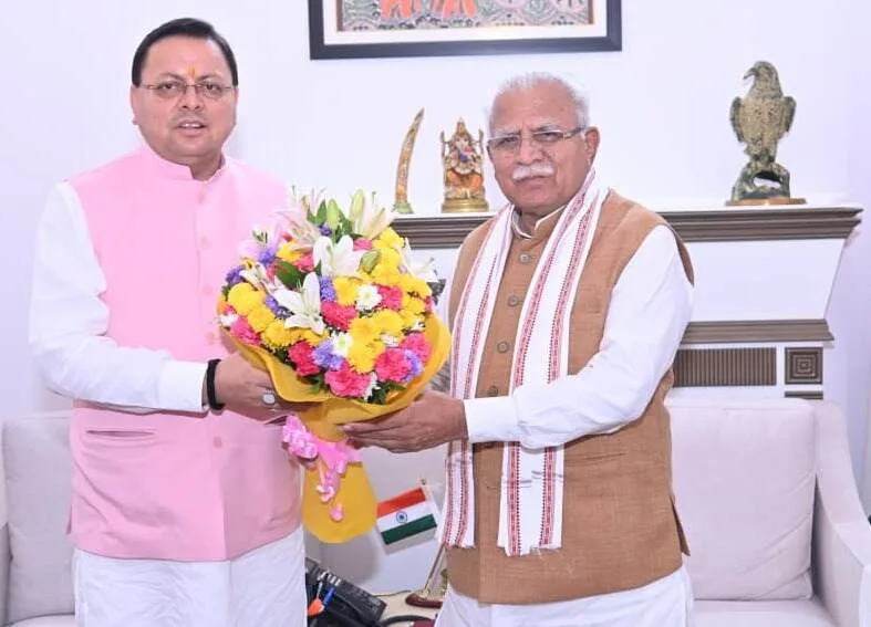 मुख्यमंत्री धामी ने केंद्रीय विद्युत मंत्री खट्टर से भेंट की, राज्य के लिए कई महत्वपूर्ण विषयों पर चर्चा 