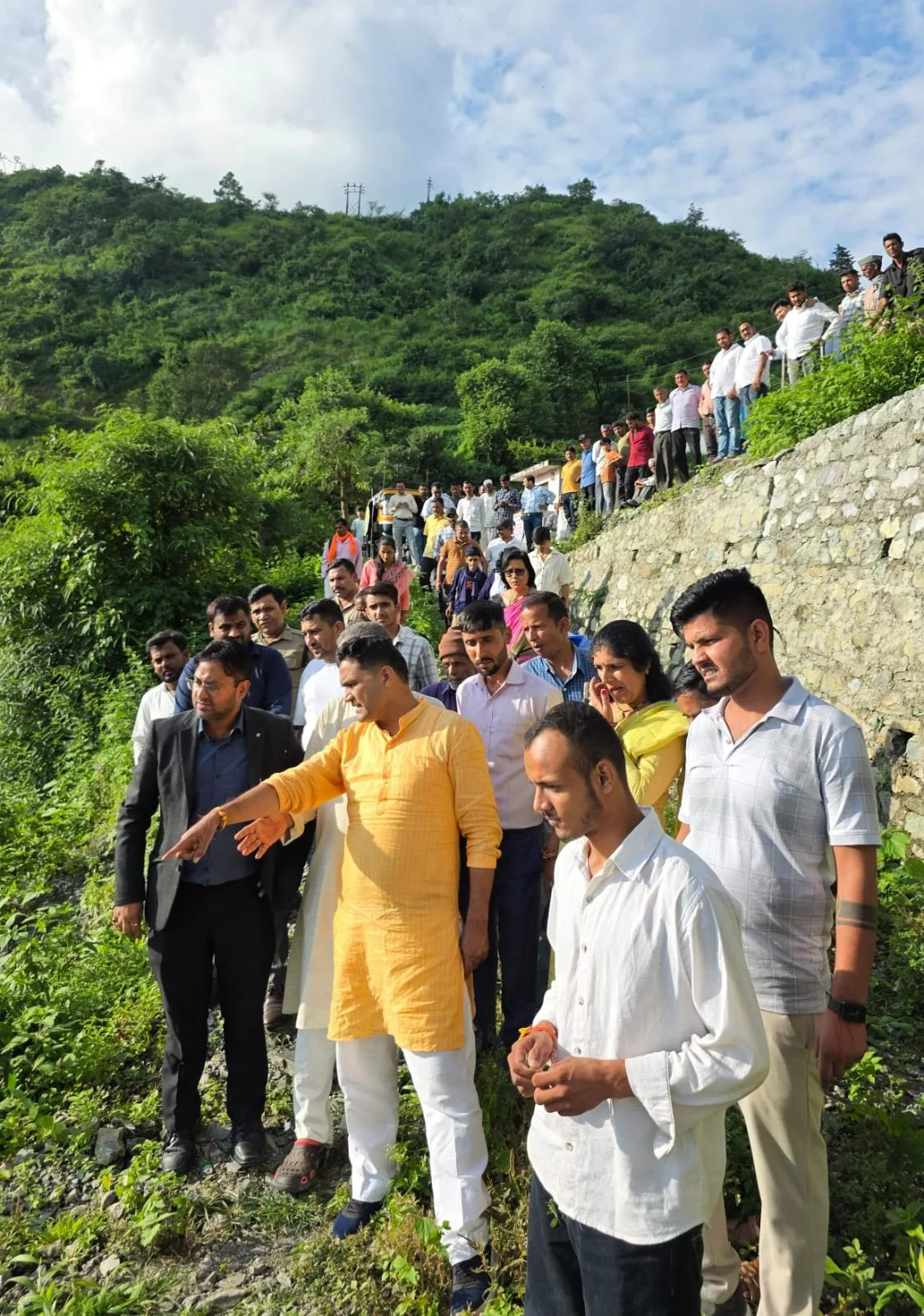 विधायक कैड़ा ने आपदा प्रभावित क्षेत्रों का किया निरीक्षण