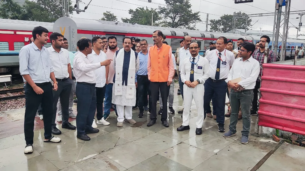 कुमाऊंनी शैली में निखरेगा काठगोदाम रेलवे स्टेशन : सांसद अजय भट्ट