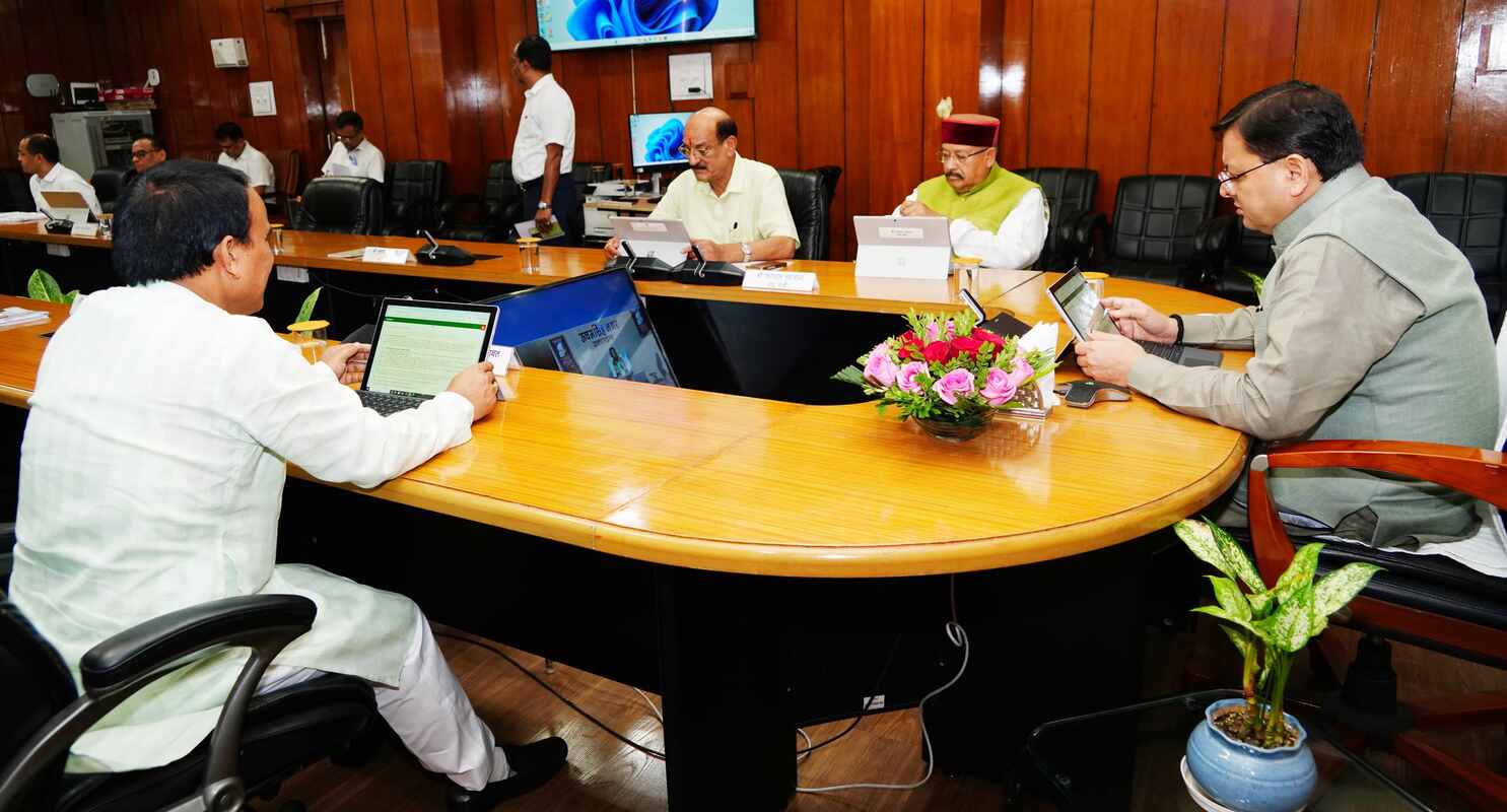 छह महत्वपूर्ण प्रस्तावों पर धामी कैबिनेट की मुहर , पढ़ें विस्तार से