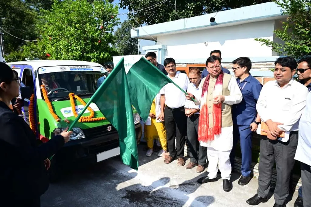मुख्यमंत्री धामी ने 09 मोबाइल मेडिकल यूनिट को हरी झंडी दिखाकर किया रवाना