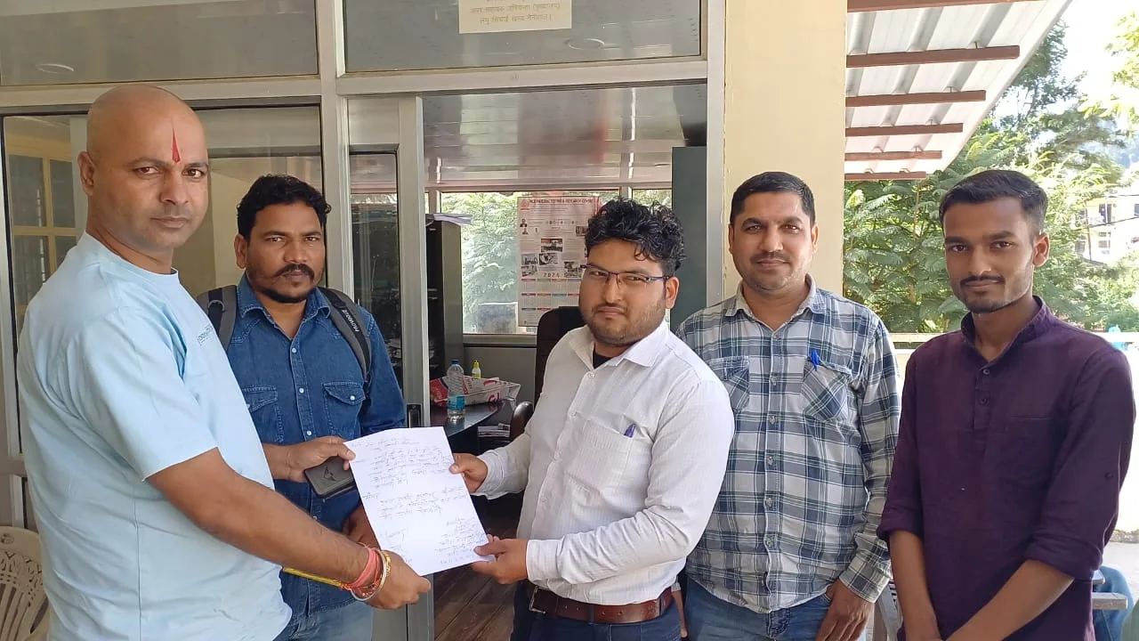 देवनगर–पलड़ा में मिनी डैम निर्माण में अनियमितताओं पर ग्रामीणों का फूटा आक्रोश