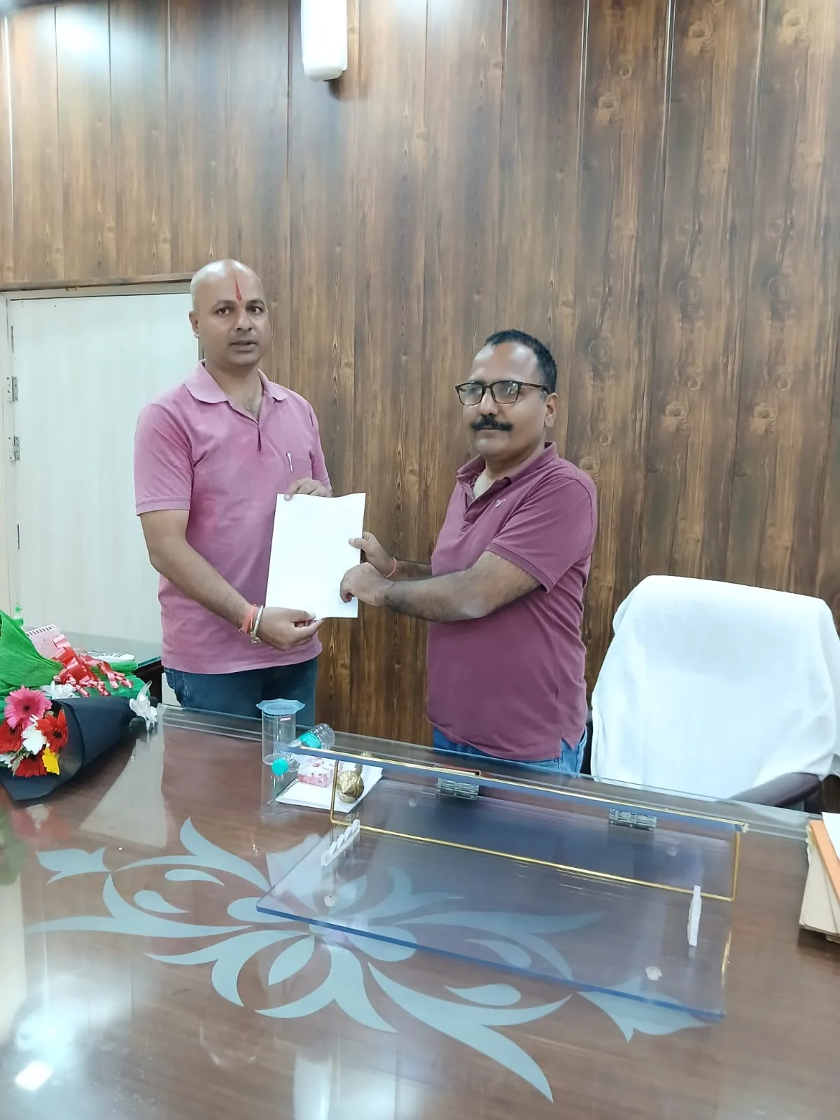 धारी ब्लॉक में पेयजल संकट गहराया, कांग्रेस नेता मनोज शर्मा ने उठाई आवाज़ — डीएम को सौंपा ज्ञापन