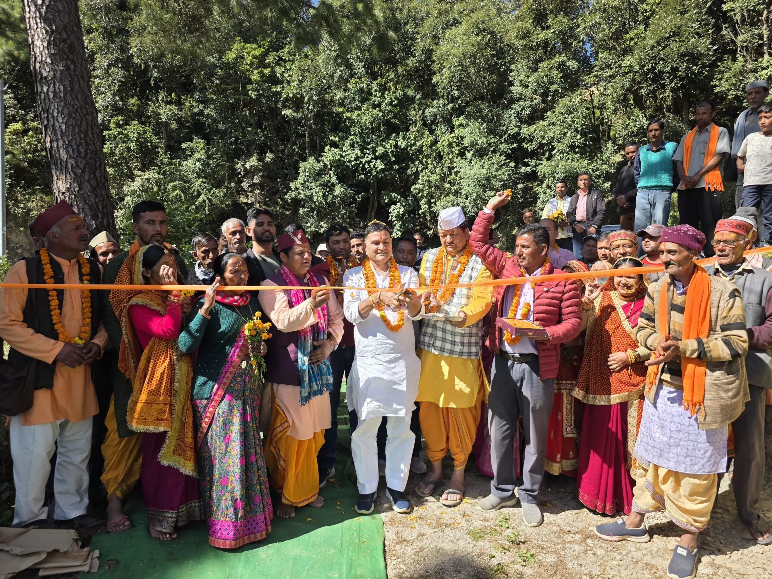 विधायक कैड़ा ने किया नाई से चकदलाड तक मोटर मार्ग का लोकार्पण