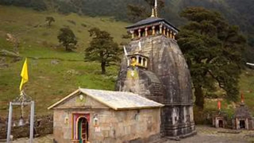 भगवान श्री मद्महेश्वर मंदिर के कपाट 18 नवंबर को होंगे बंद