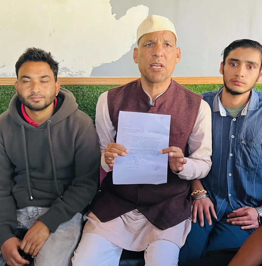 ओखलकांडा क्षेत्र में सड़कों के निर्माण कार्यों में अनियमितता पर भड़के पूर्व दर्जा राज्य मंत्री हरीश पनेरू 