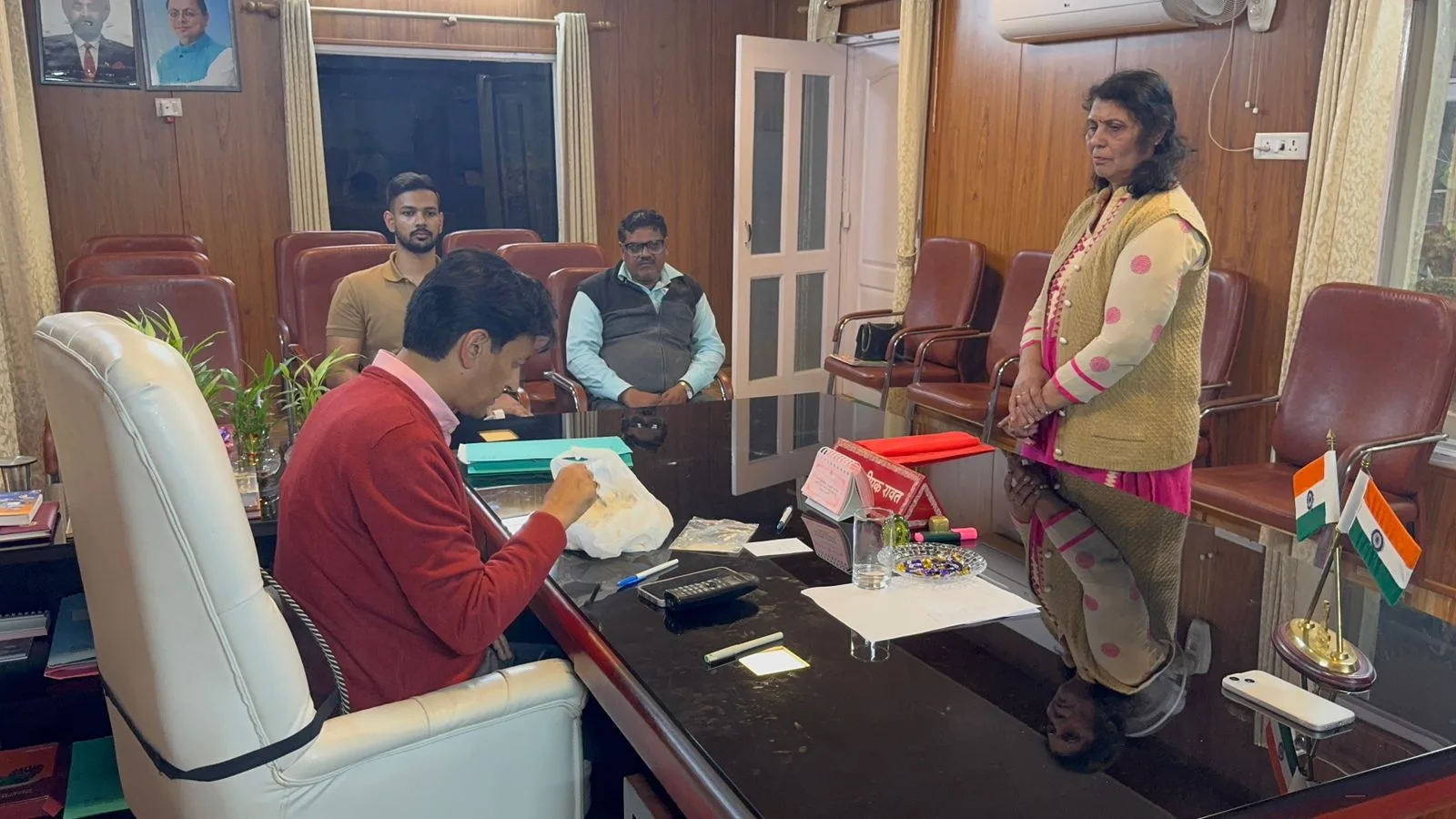 खराब आटा खाने से दंपती की सेहत पर असर, आयुक्त ने दिए जांच के निर्देश