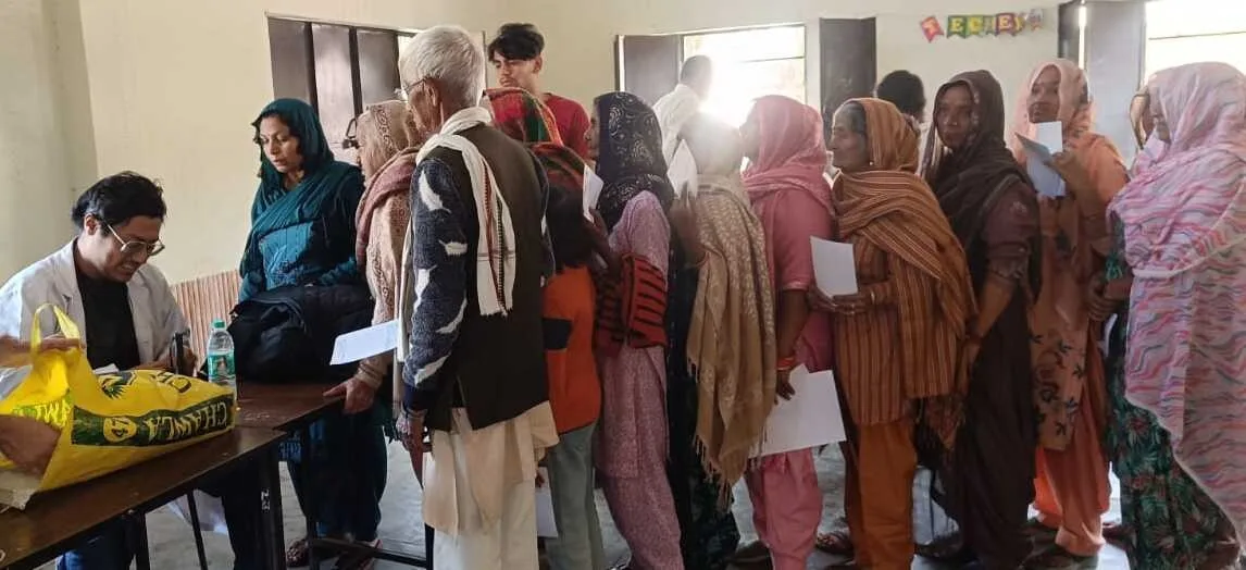 श्री महंत इन्दिरेश अस्पताल ने हरिद्वार में लगाया निःशुल्क स्वास्थ्य शिविर