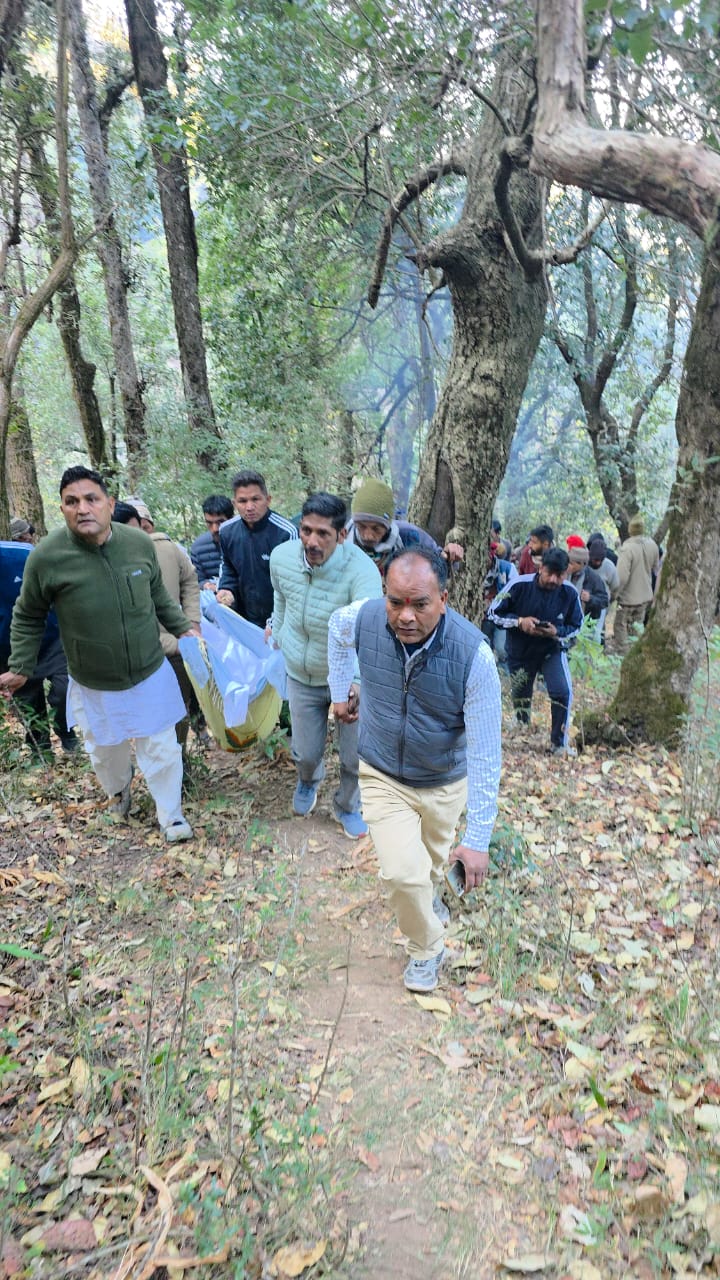 धारी के तल्ली दिनी में बाघ का हमला, महिला की मौत