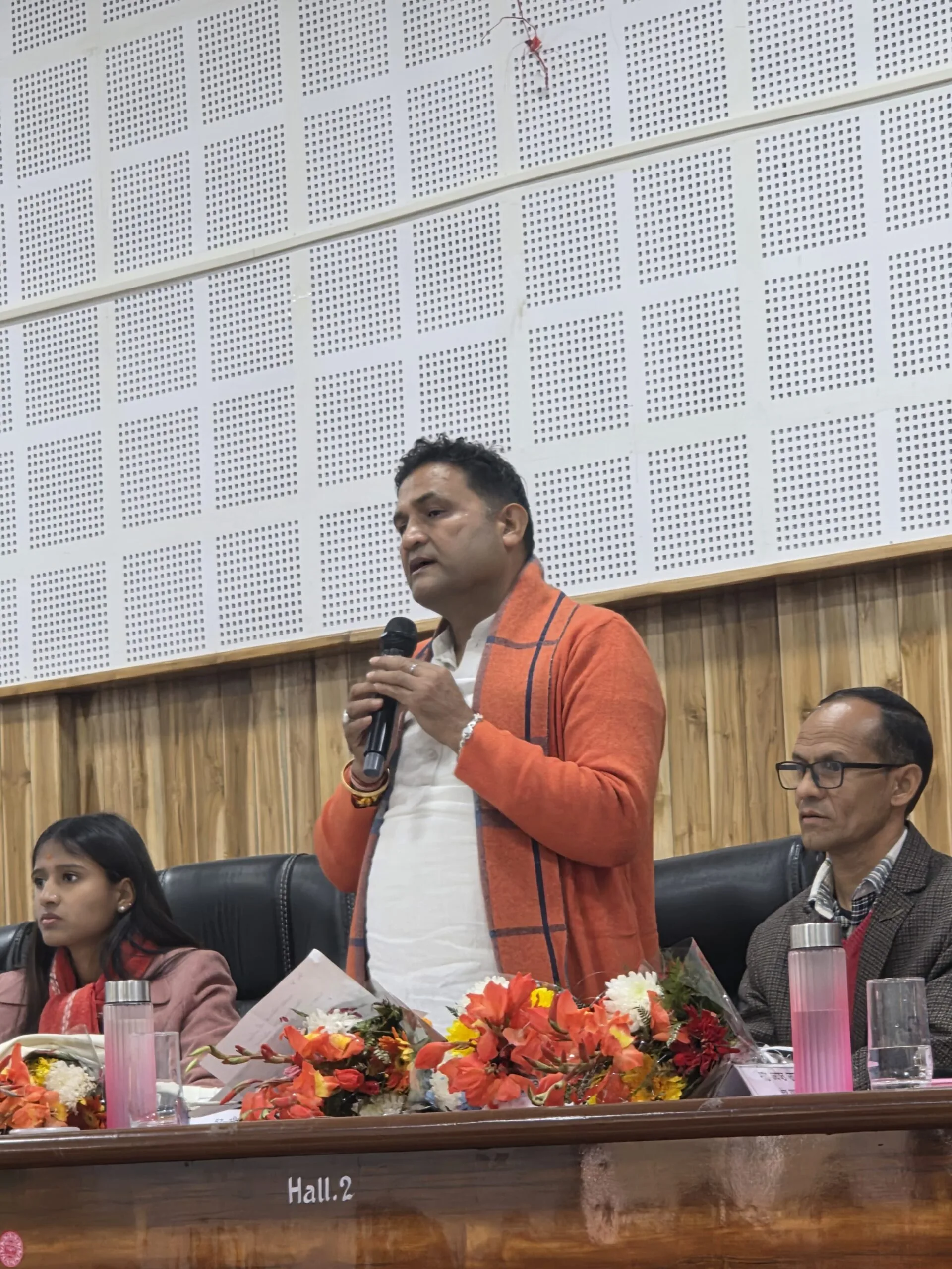 धारी ब्लॉक की बीडीसी बैठक में विधायक कैड़ा ने अधिकारियों को दिए त्वरित समाधान के निर्देश