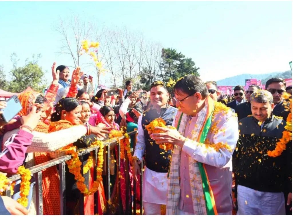 मुख्यमंत्री धामी का नैनीताल दौरा, 112 करोड़ की योजनाओं की मिली सौगात