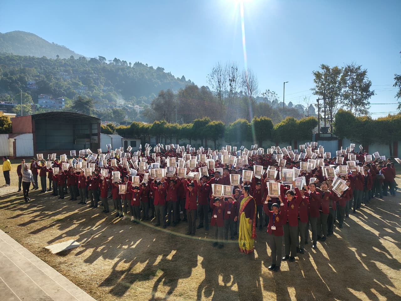 लेक्स इंटरनेशनल स्कूल में ‘विरासत’ आयोजन से जुड़े शिक्षक व छात्रों का सम्मान
