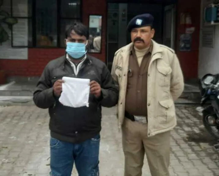लाखों की स्मैक के साथ नशा तस्कर गिरफ्तार